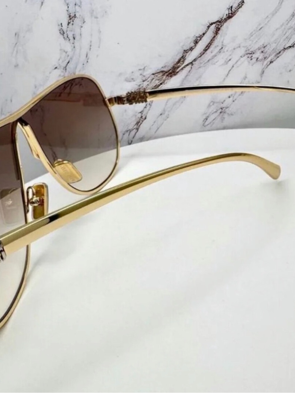 🕶️ Miu Miu Gold Aviator Sunglasses with Pink Gradient Lenses ✨ - Picture 4 of 6